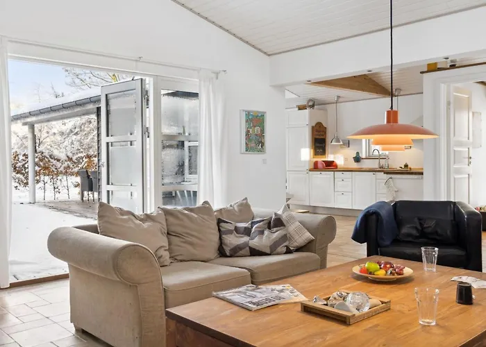 Jouni - 500m From The Sea By Interhome